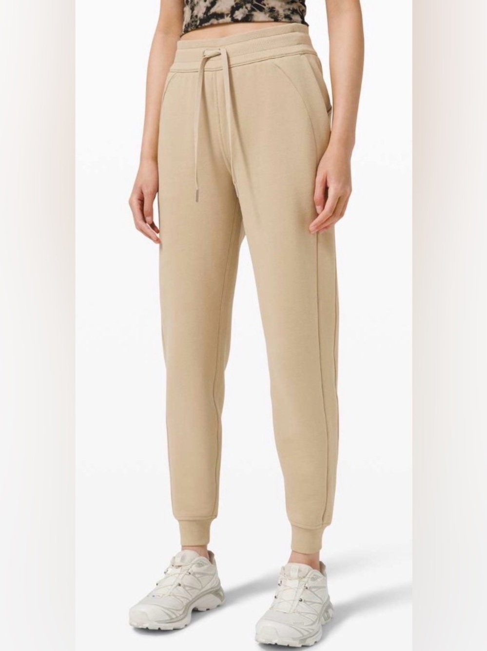 Lululemon Scuba High-Rise Jogger